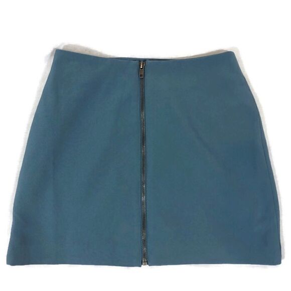 Forever 21 Dresses & Skirts - Forever 21 Blue Mini Skirt with Zipper Size Small‎